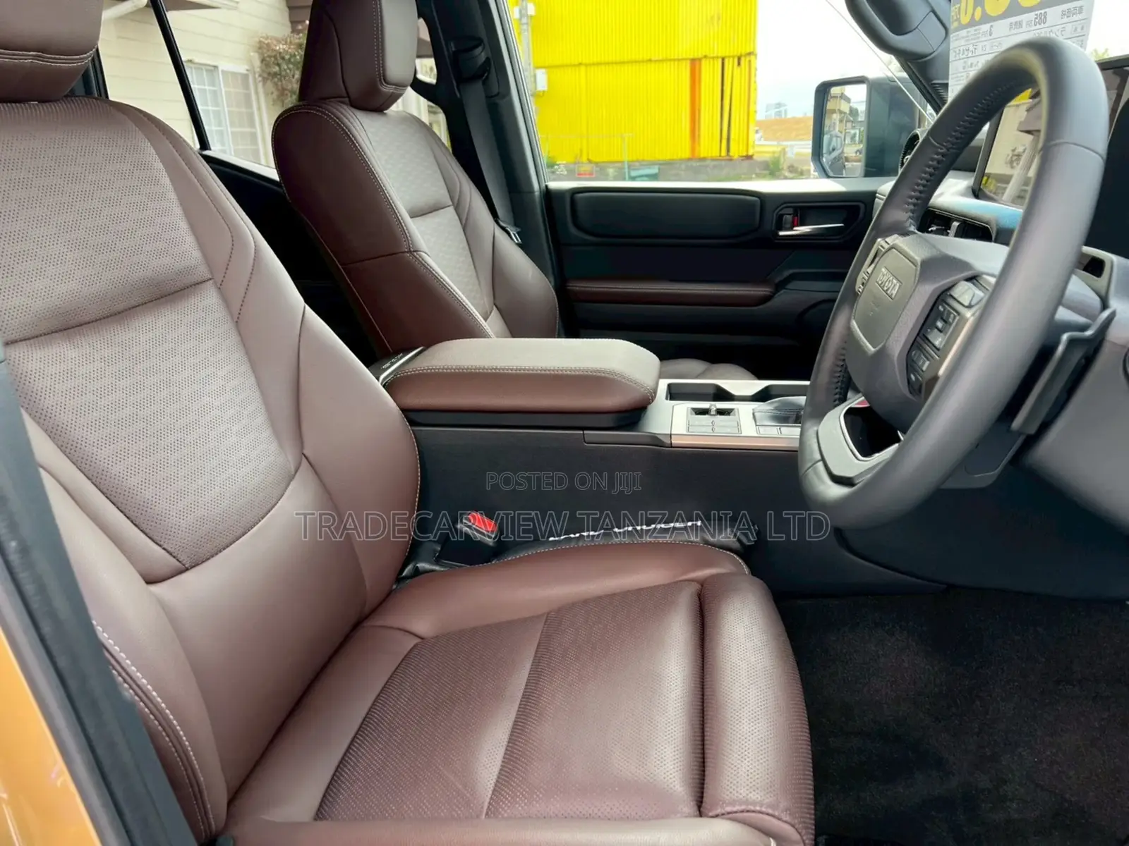 Toyota Land Cruiser LC250 2024 Gold