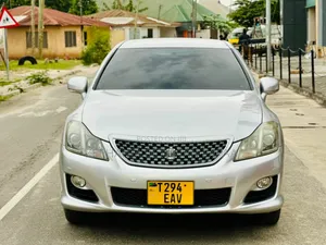 Toyota Crown 2009 Silver
