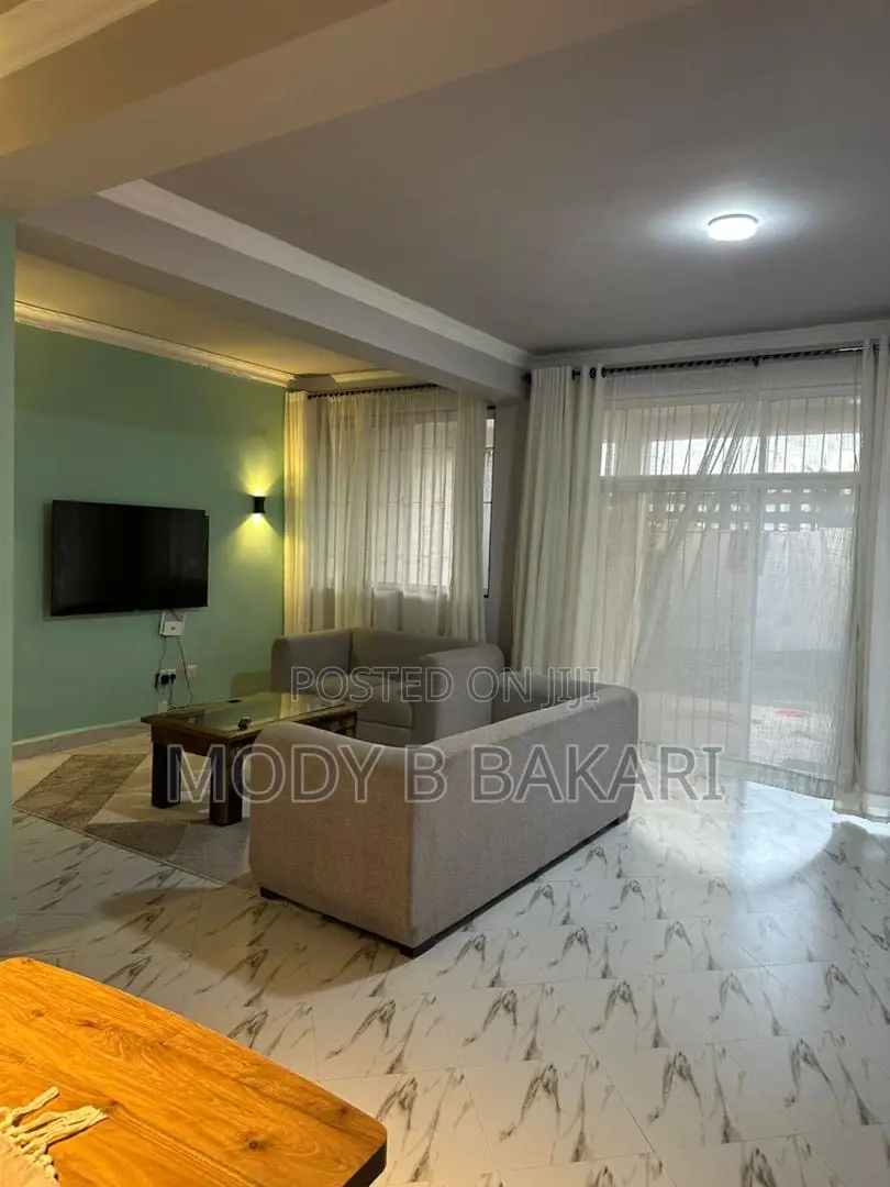 3bdrm Duplex in Oyster Bay for rent