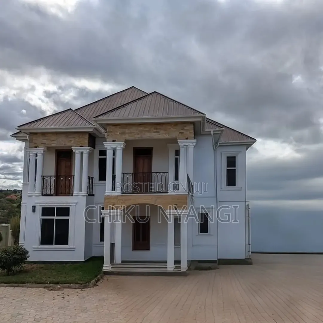 5bdrm House in Chiku Nyangi, Njiro for sale