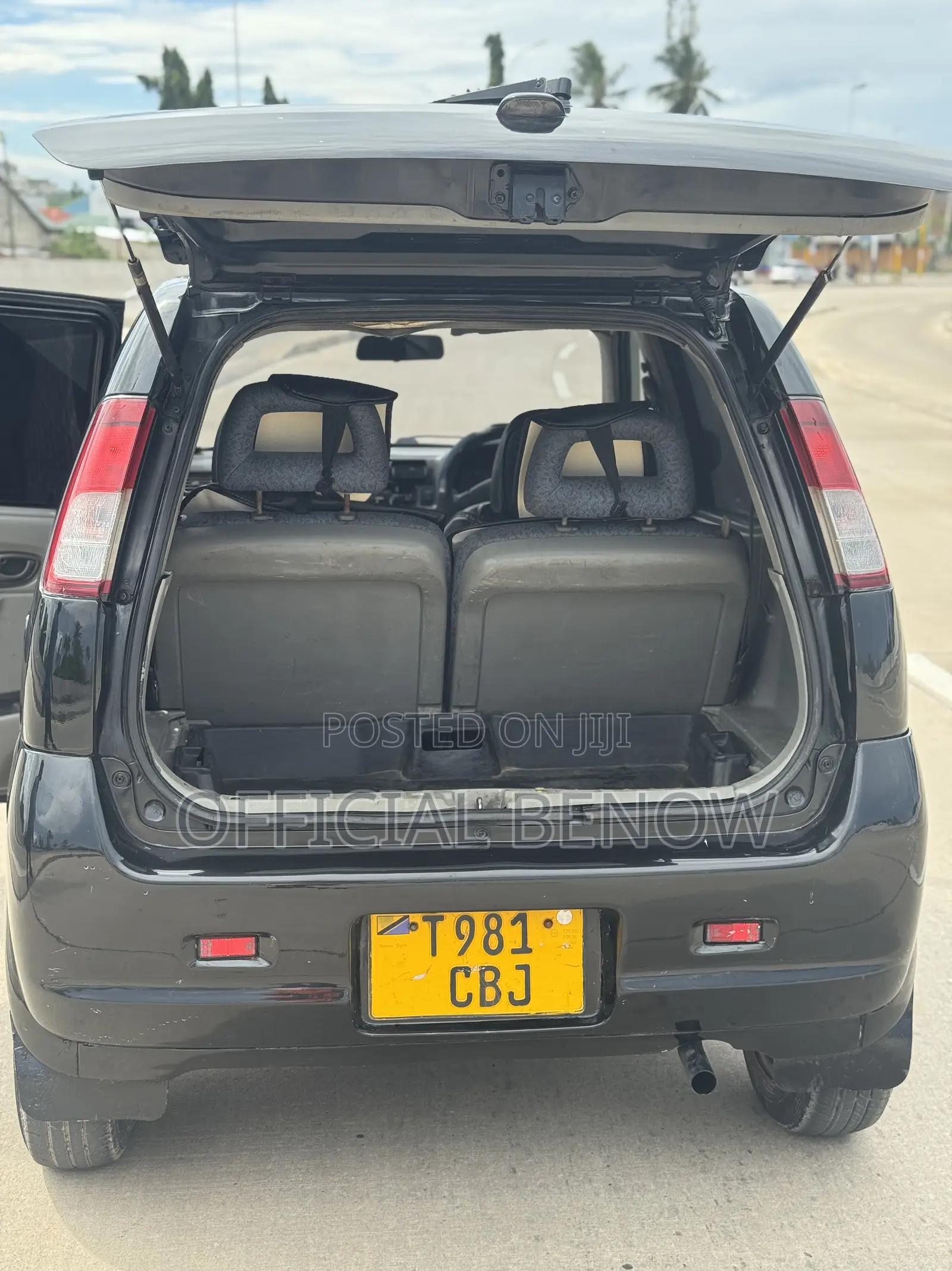 Suzuki Kei 0.7 5dr AWD 2003 Black