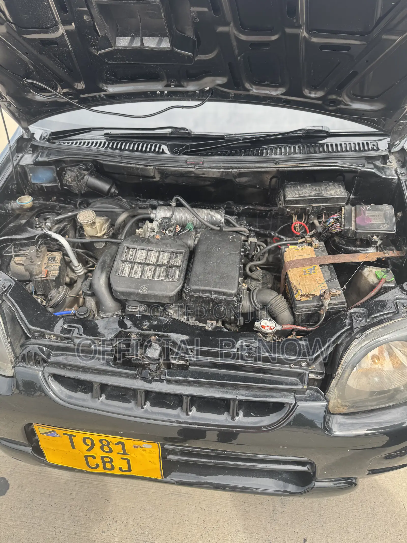 Suzuki Kei 0.7 5dr AWD 2003 Black