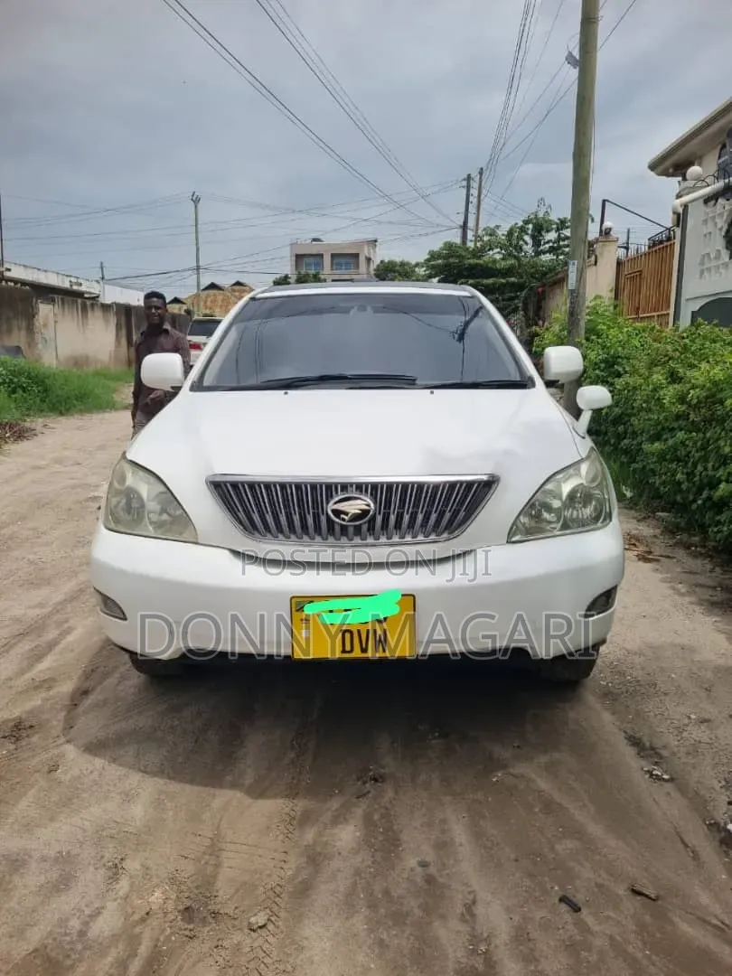 Toyota Harrier 2.4 2006 White