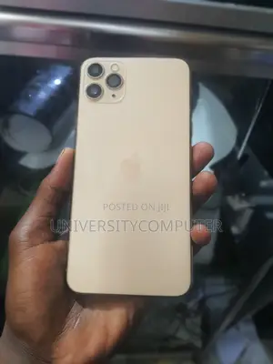 Apple iPhone 11 Pro Max 64 GB Gold