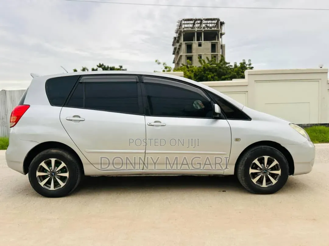 Toyota Corolla Spacio 2006 Silver