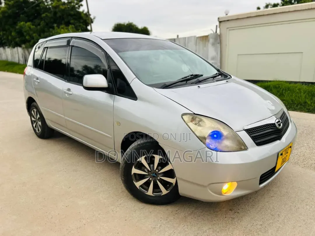 Toyota Corolla Spacio 2006 Silver