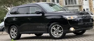 Mitsubishi Outlander 2013 Black