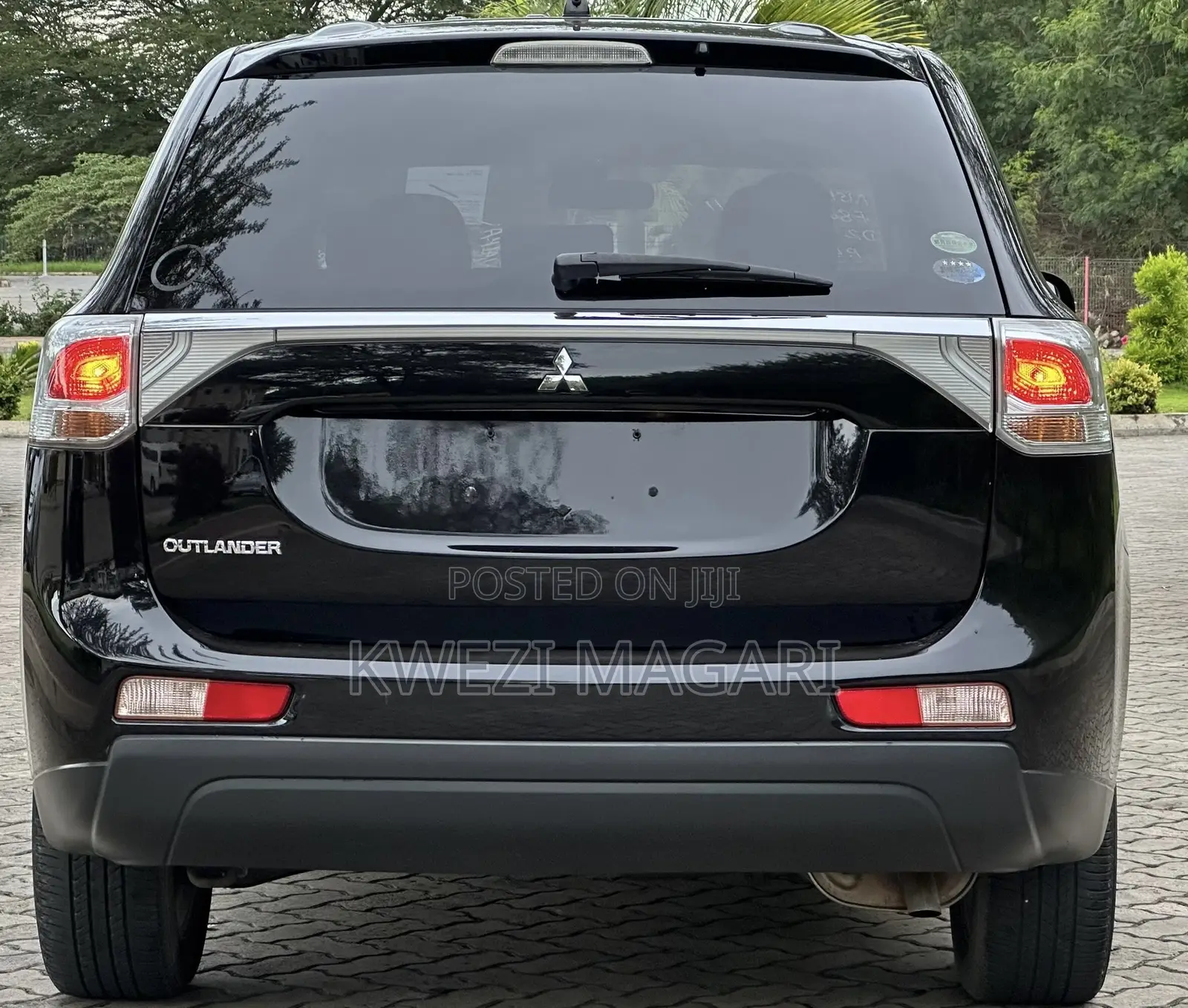 Mitsubishi Outlander 2013 Black