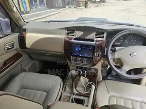 Nissan Patrol 2008 Silver