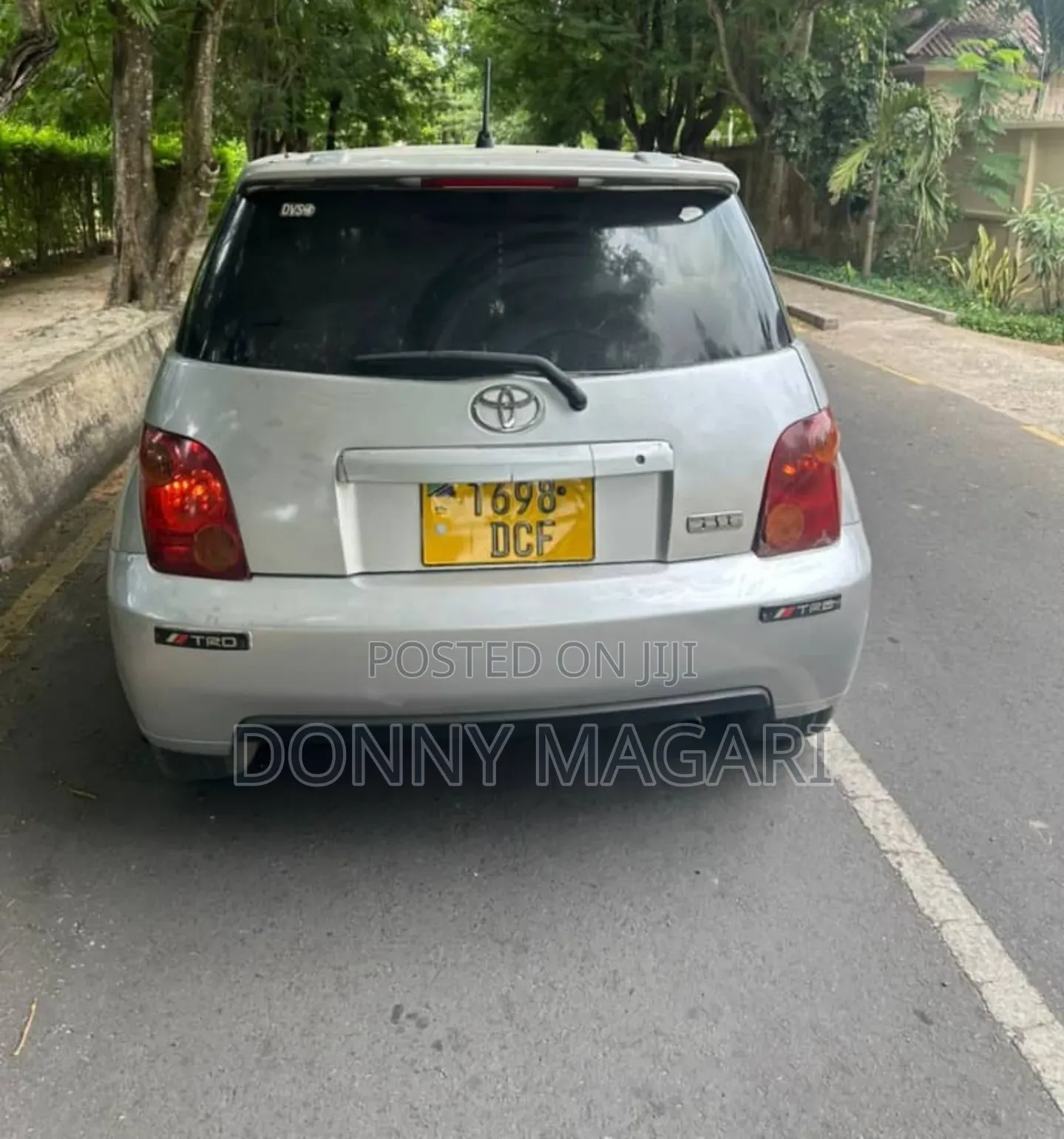 Toyota IST 2005 Silver