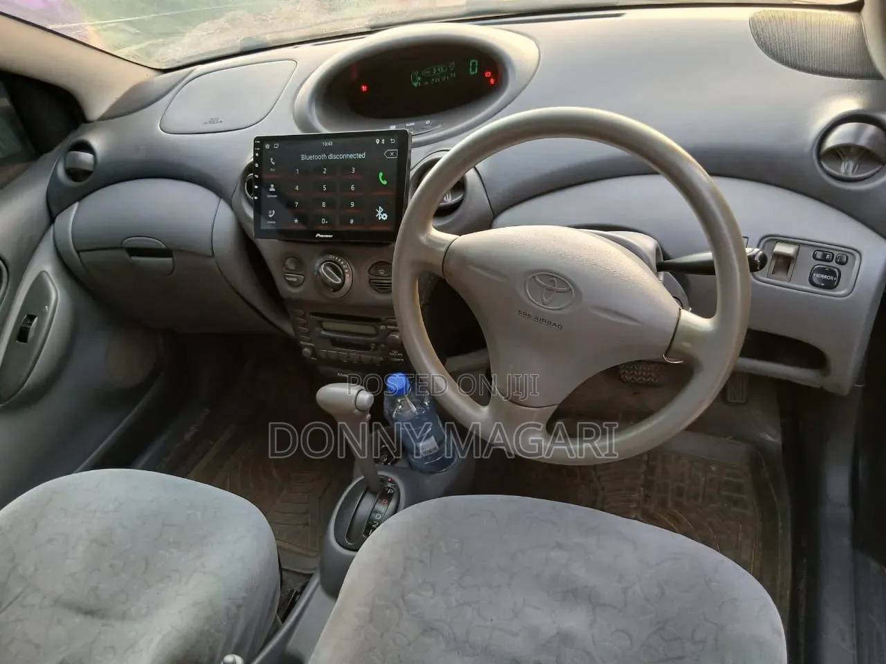 Toyota Vitz 2002 Black