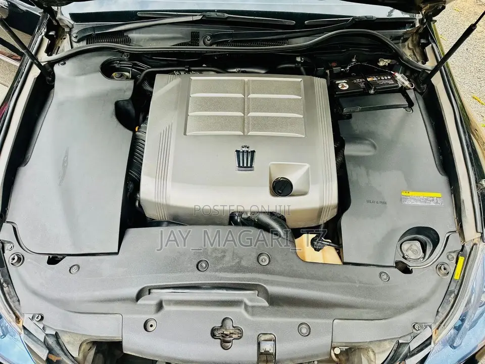 Toyota Crown 2010 Black