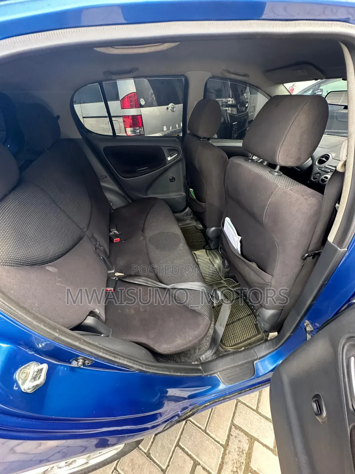 Toyota Vitz 2001 Blue