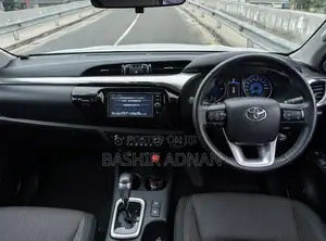 Toyota Hilux Revo Double Cab Deisel 2.4 RWD 2018 Pearl