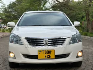Toyota Premio 2012 White