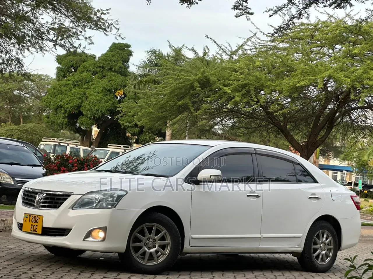 Toyota Premio 2012 White