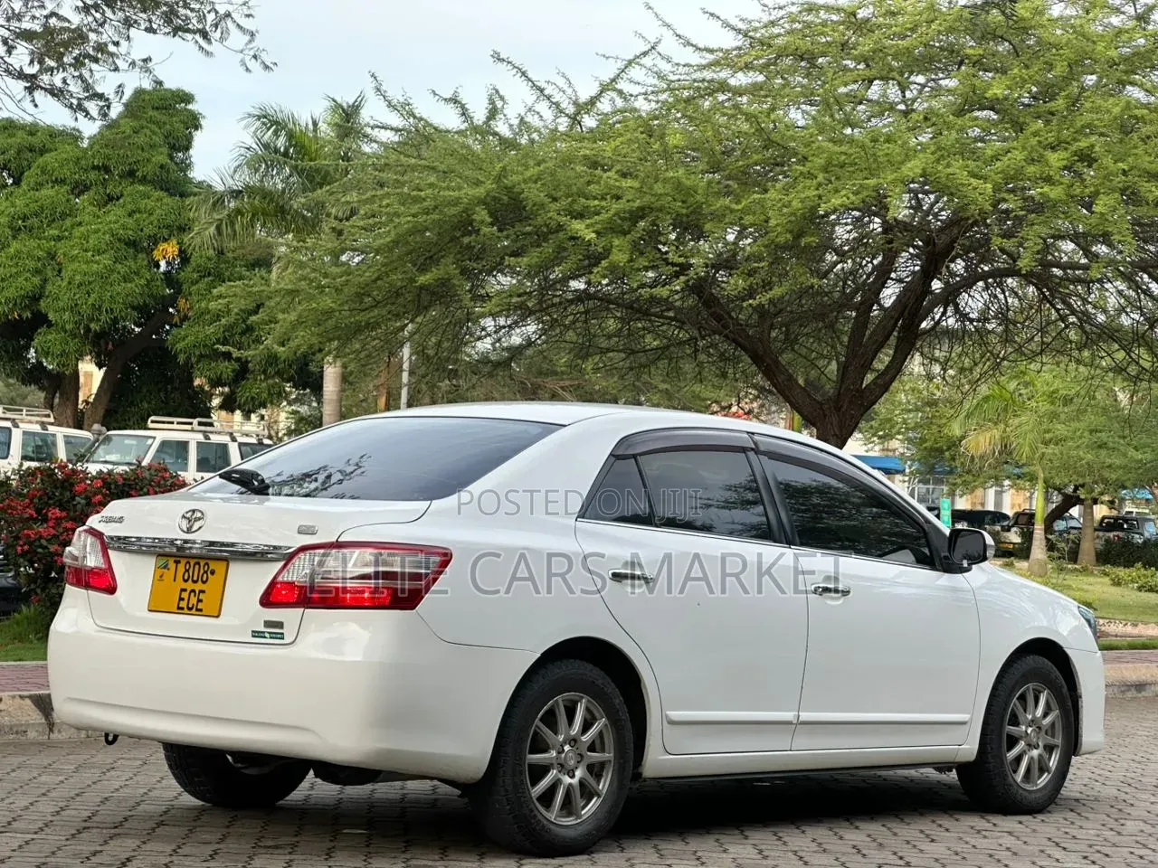 Toyota Premio 2012 White