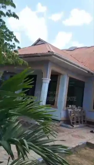 3bdrm House in Mchakama Real Estate, Mbezi for sale