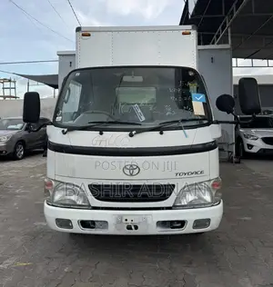 Toyota Toyoace 1.5 Tonnes Unregistered(Mpya).