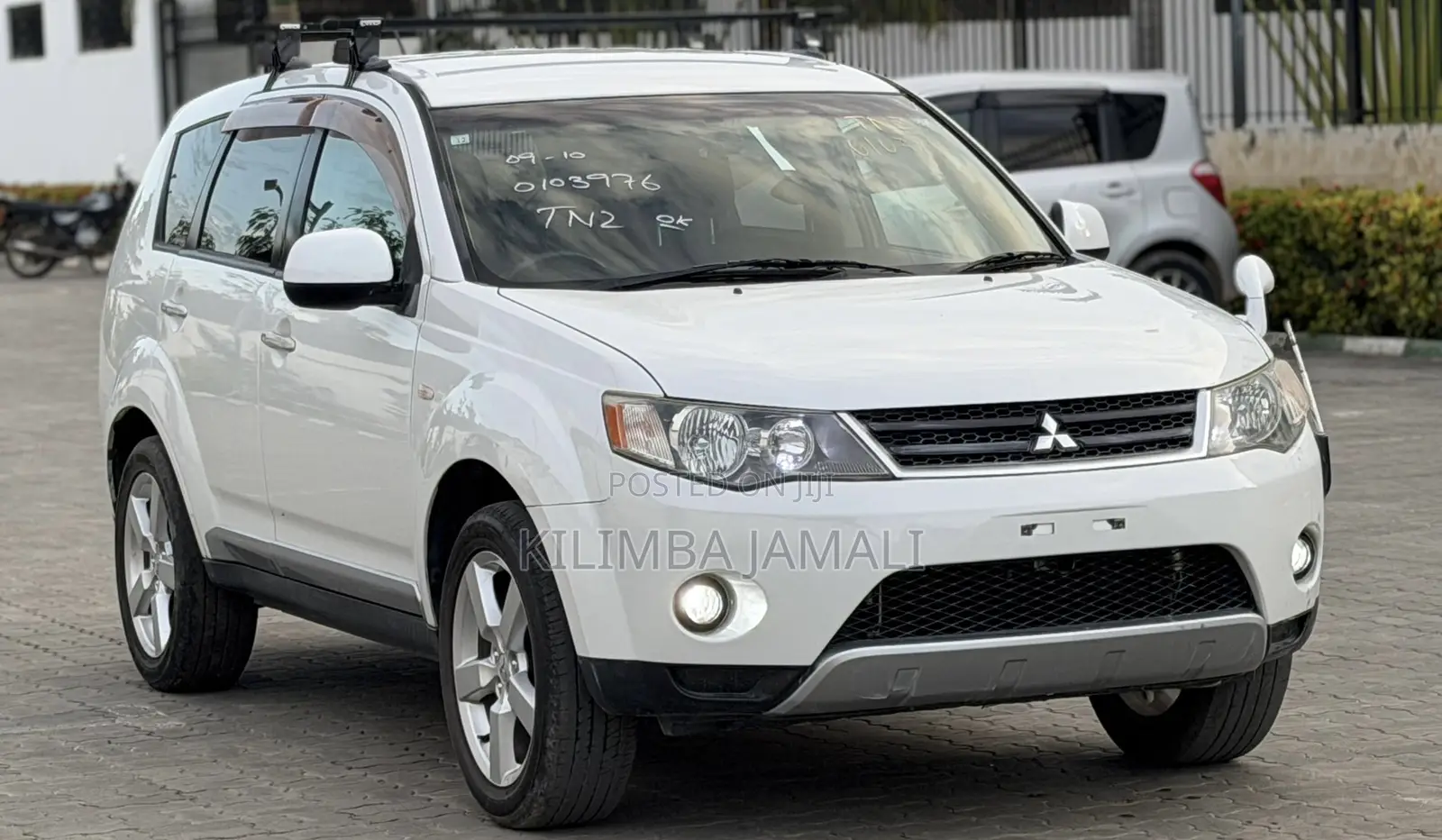 Mitsubishi Outlander 2008 White