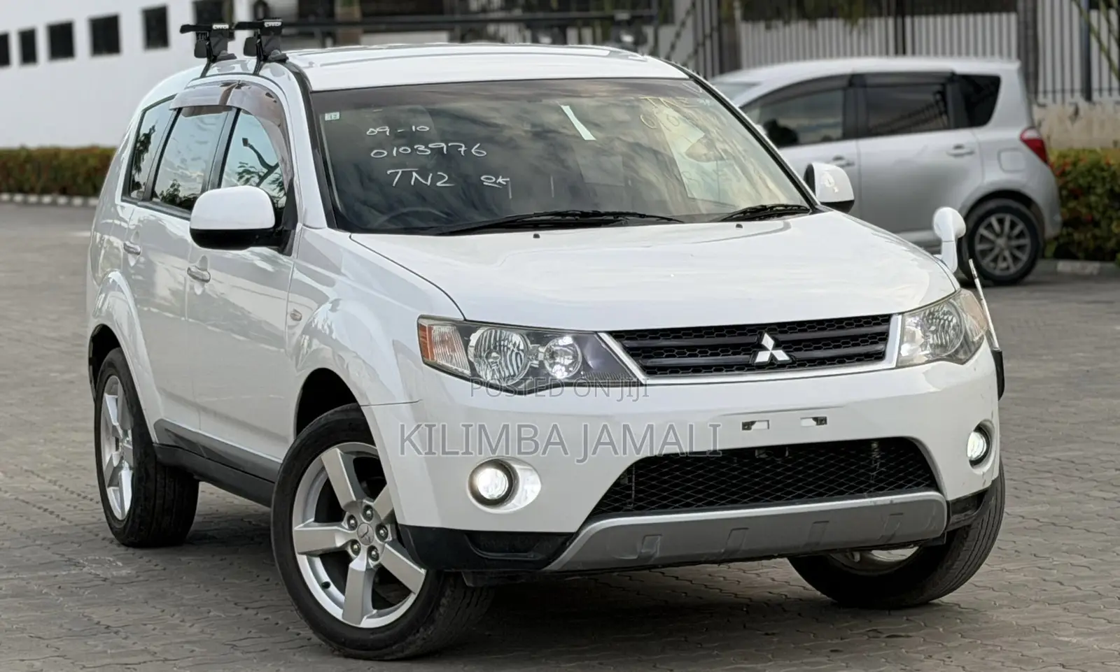 Mitsubishi Outlander 2008 White