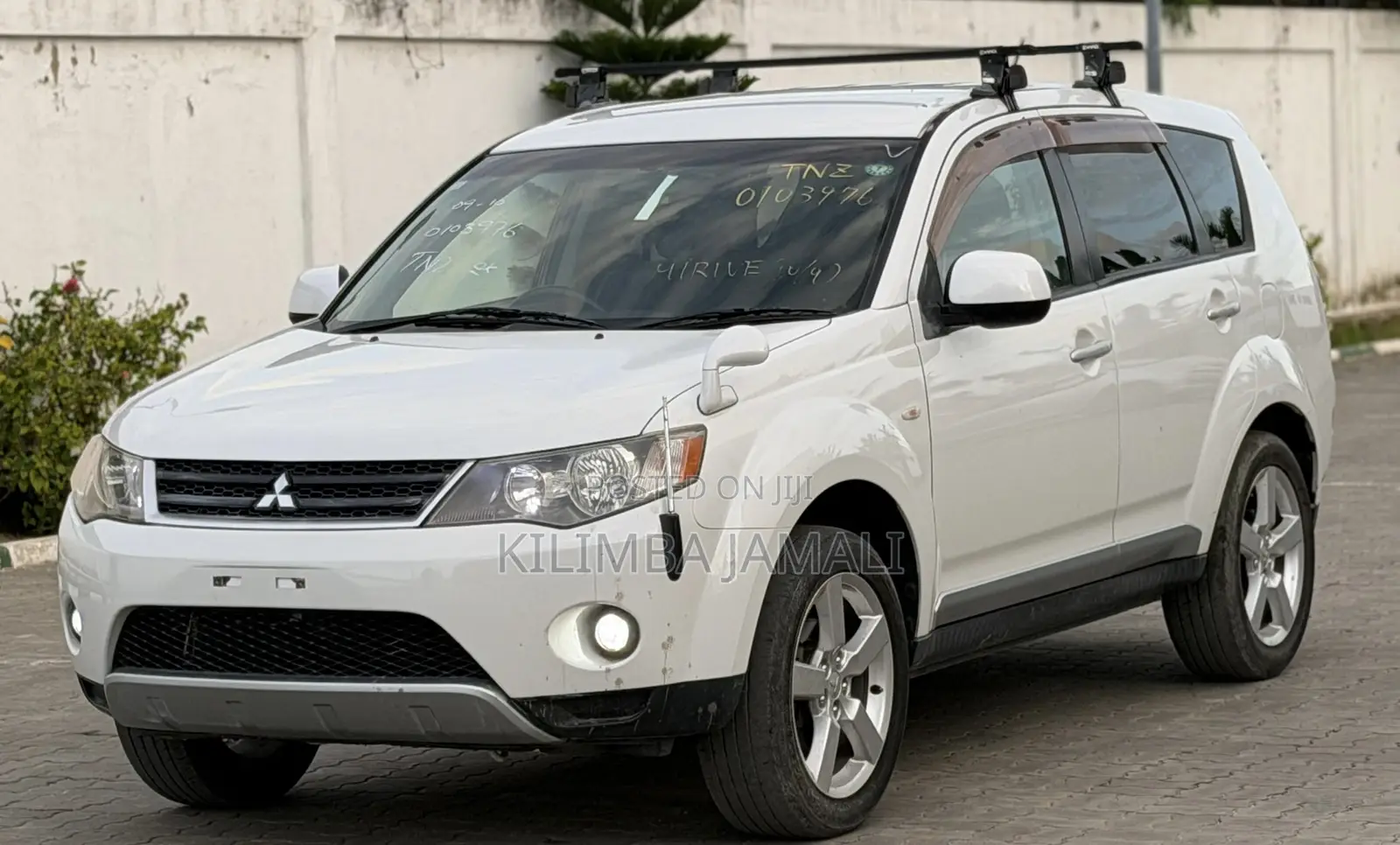 Mitsubishi Outlander 2008 White