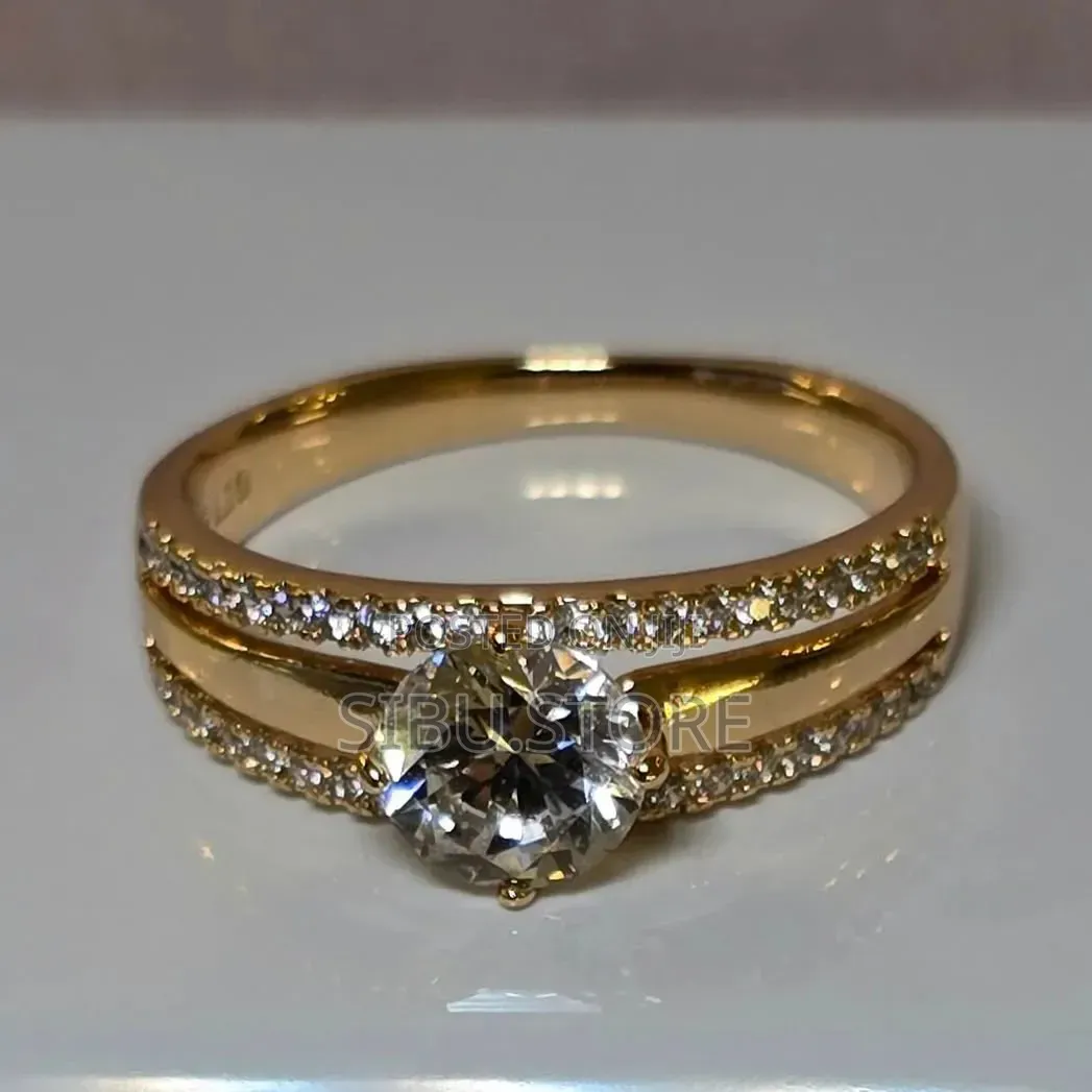 Lady Engagement Gold Ring