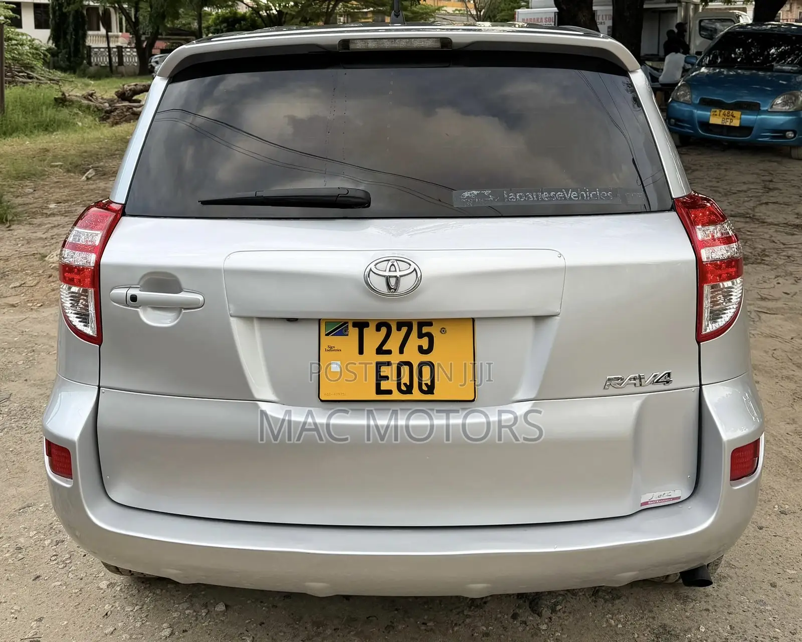 Toyota RAV4 2010 Silver
