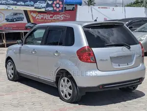 Mazda Verisa 2008 Silver