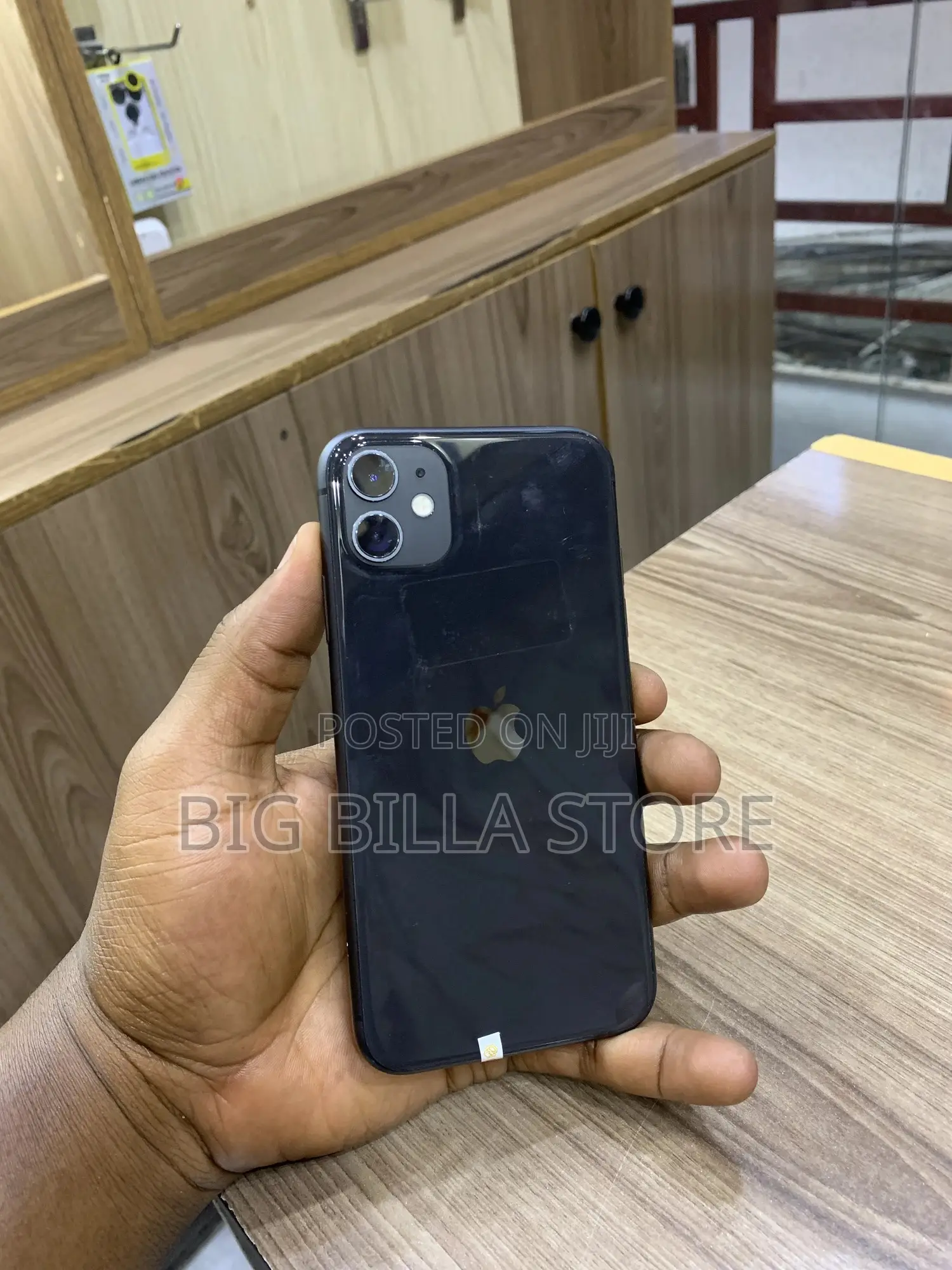 Apple iPhone 11 64 GB Black