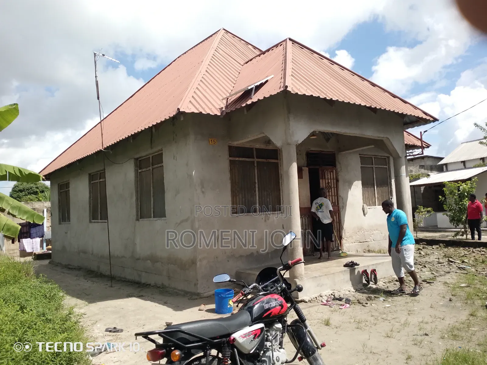 5bdrm House in Tanzania Daresalaam, Ukonga for sale