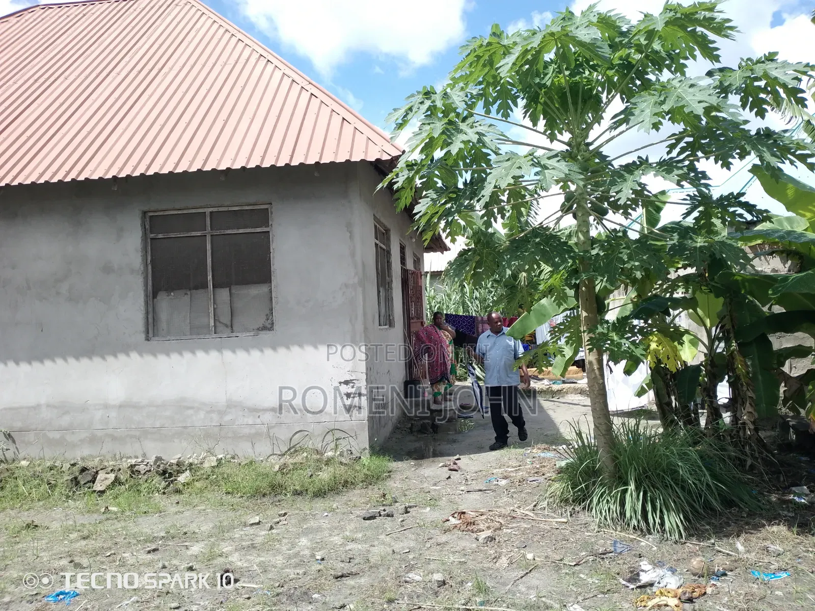 5bdrm House in Tanzania Daresalaam, Ukonga for sale