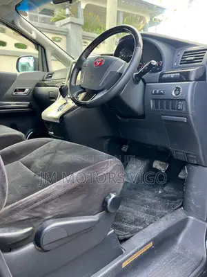 Toyota Vellfire 2011 Grey