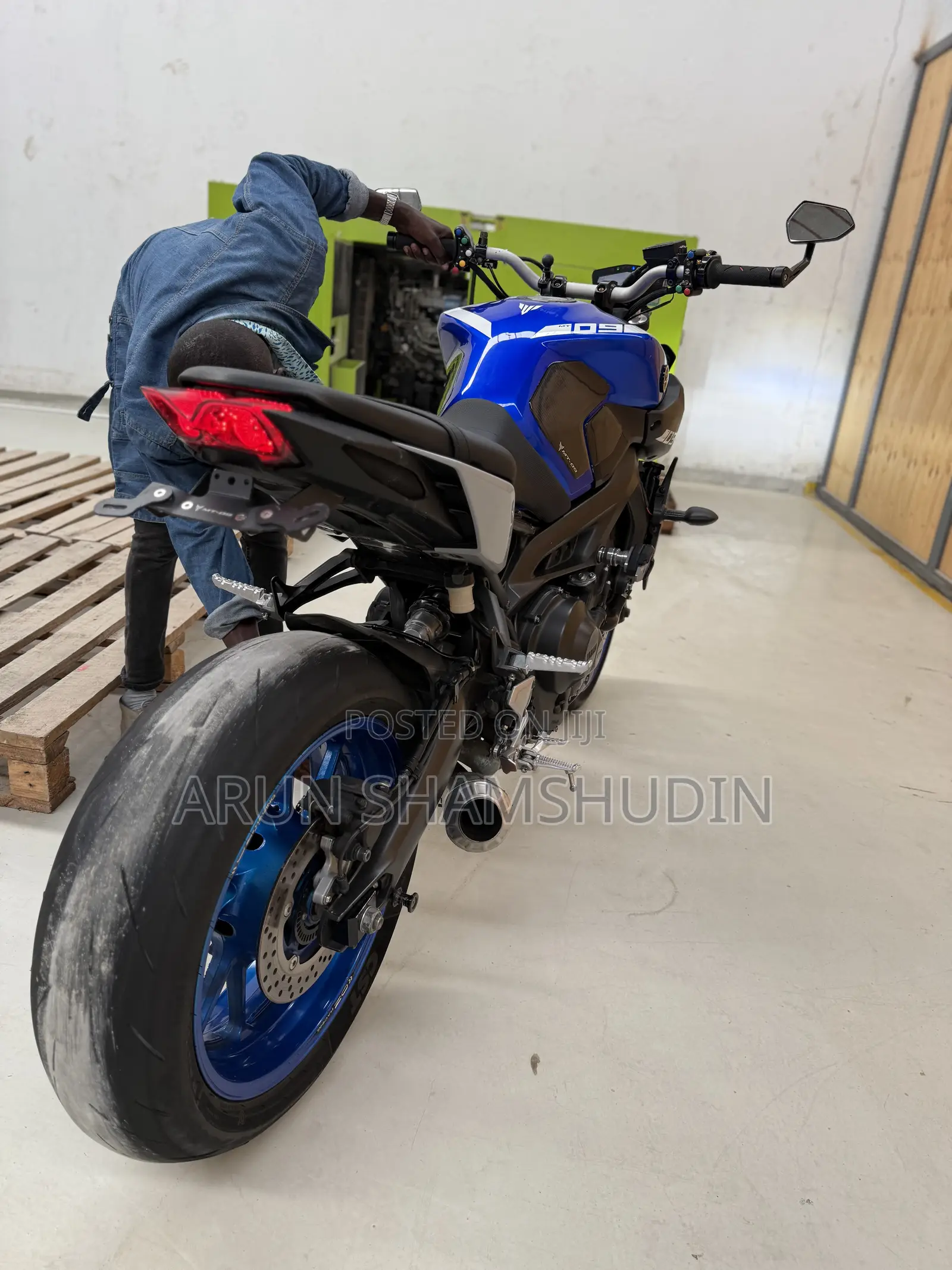Yamaha 2018 Blue