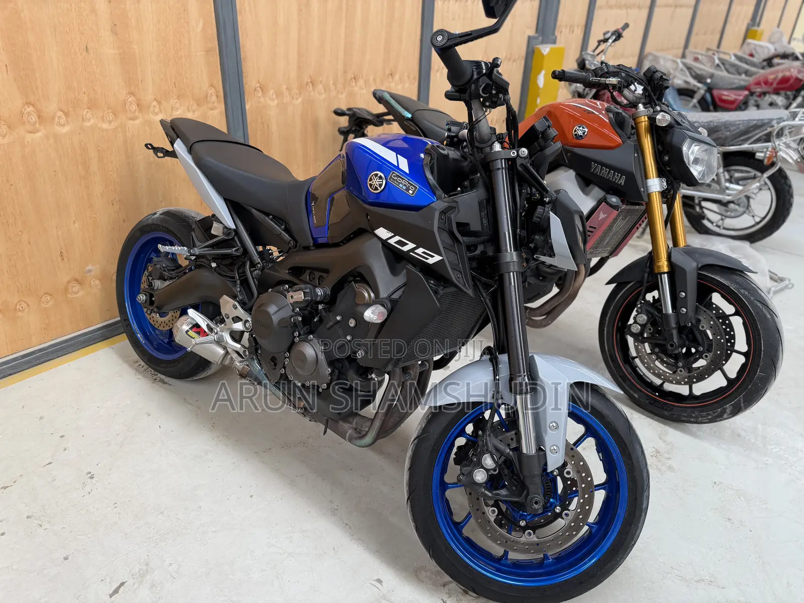 Yamaha 2018 Blue