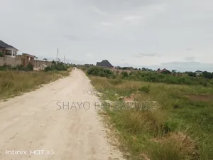 Kiwanja Kinauzwa Mabwepande