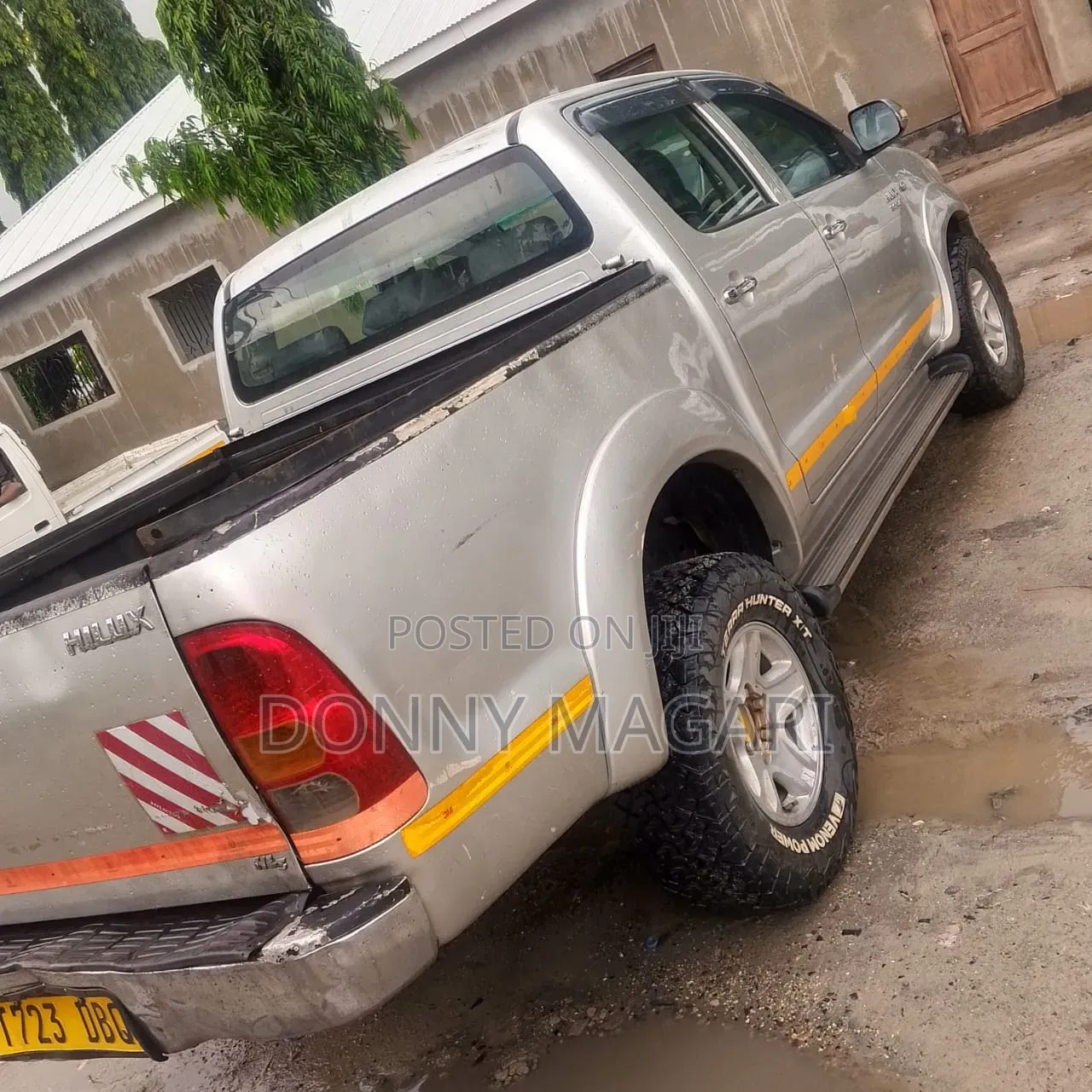 Toyota Hilux 2.5 Cab 2005 Gray
