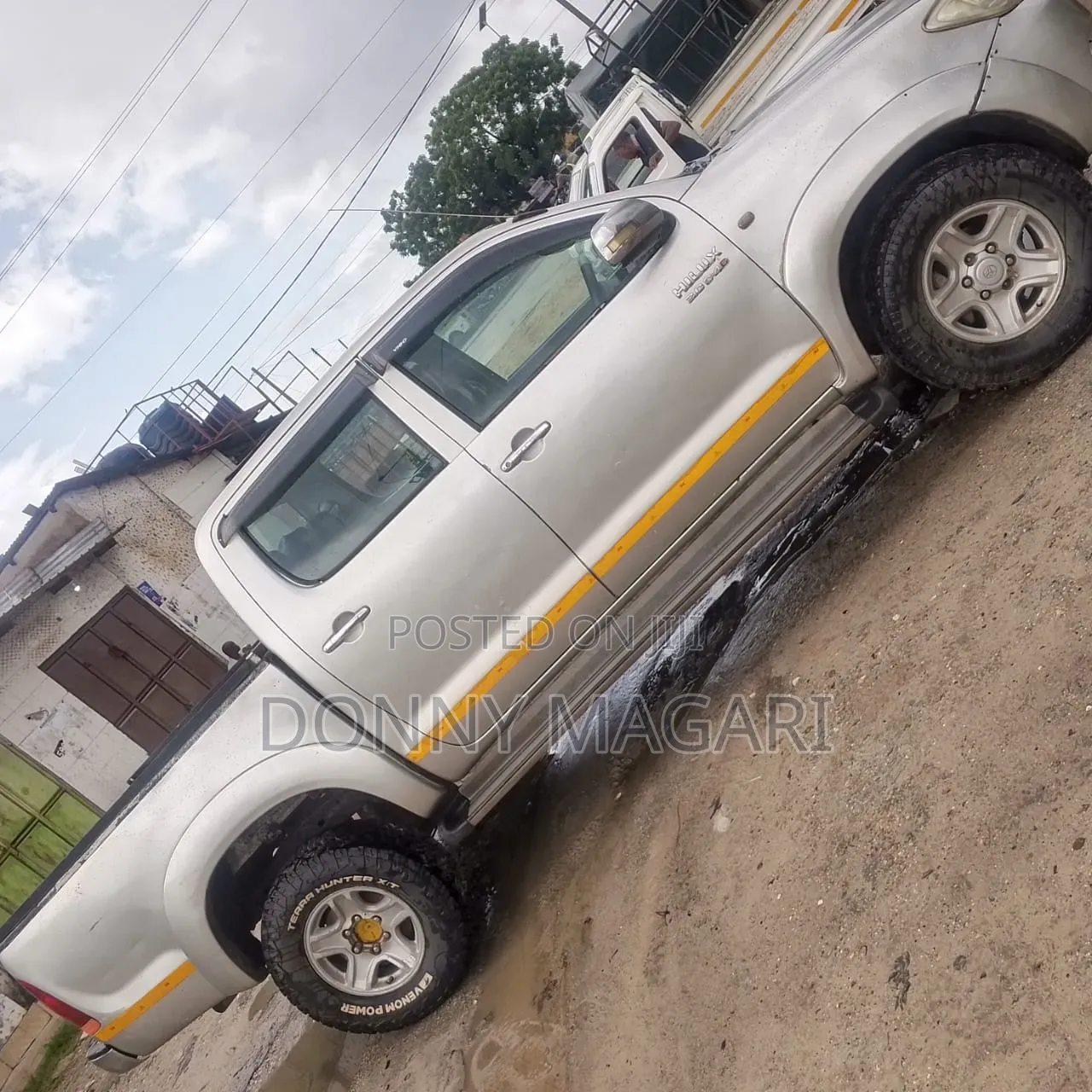 Toyota Hilux 2.5 Cab 2005 Gray