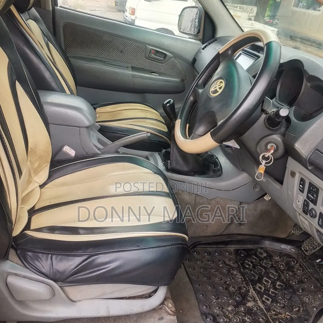Toyota Hilux 2.5 Cab 2005 Gray