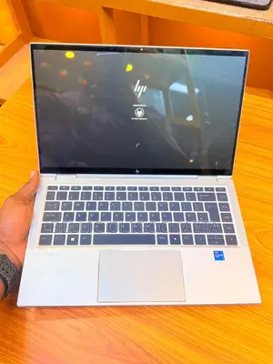 Laptop HP EliteBook 1040 G8 32GB Intel Core i7 SSD 512GB