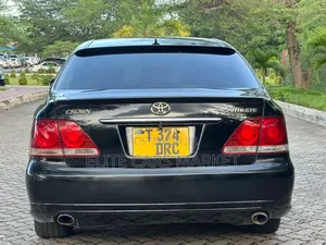 Toyota Crown Royale 2005 Black