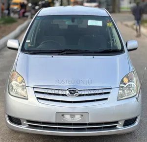 Toyota Corolla Spacio 2004 Silver