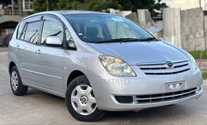 Toyota Corolla Spacio 2004 Silver