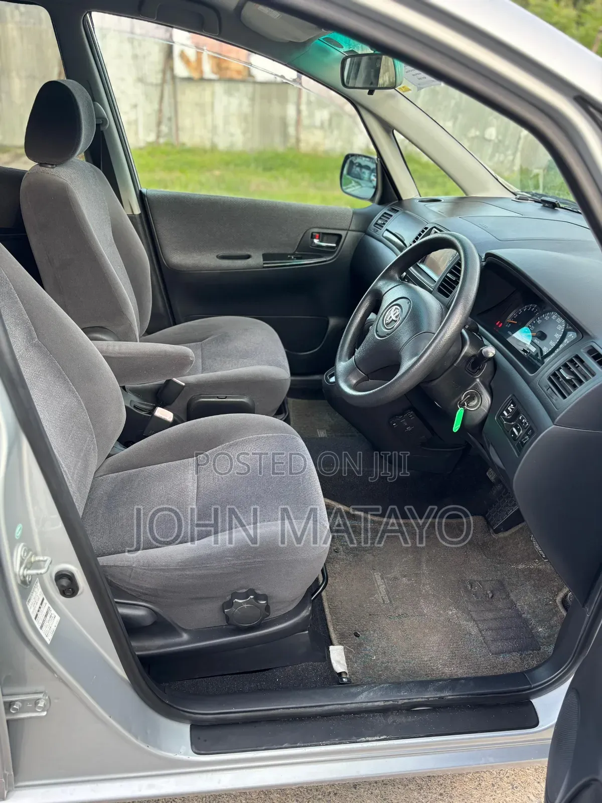 Toyota Corolla Spacio 2004 Silver