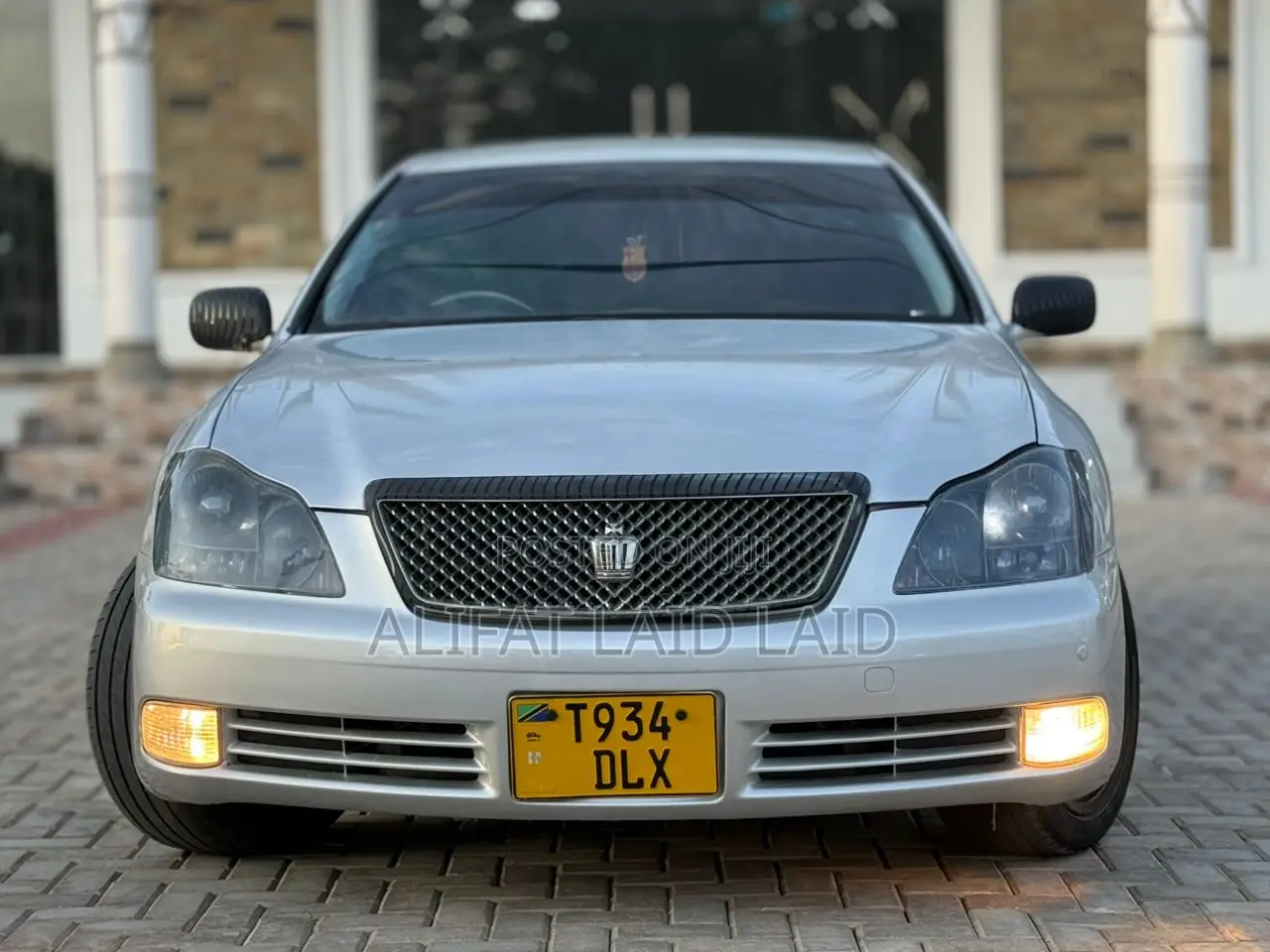 Toyota Crown 2004 Silver