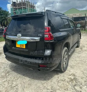 Toyota Land Cruiser Prado 2015 Black