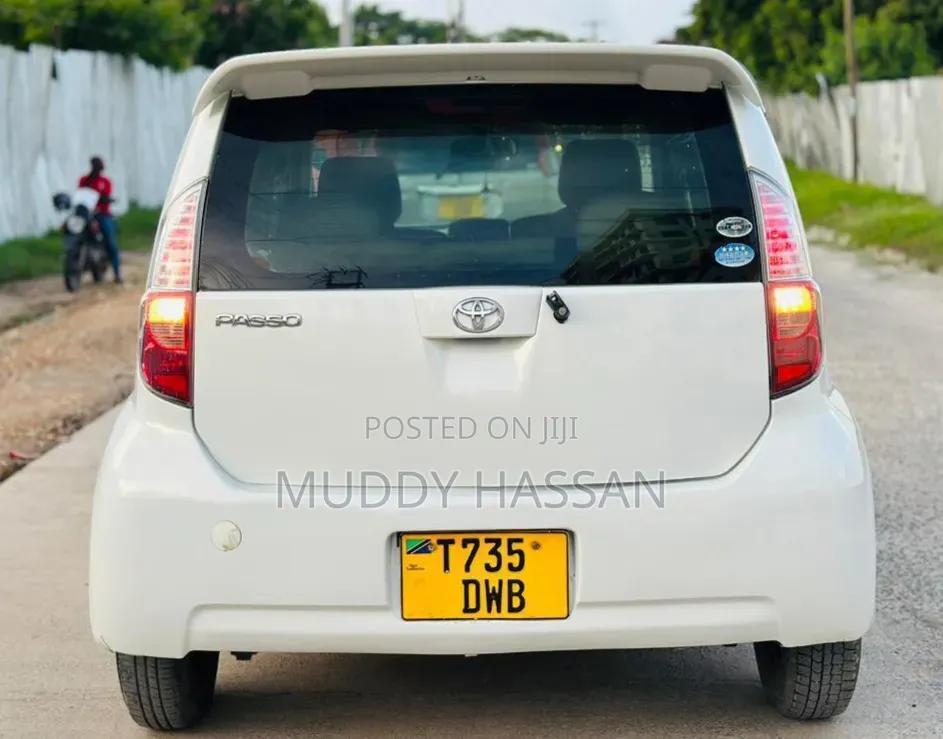 Toyota Passo 2005 White