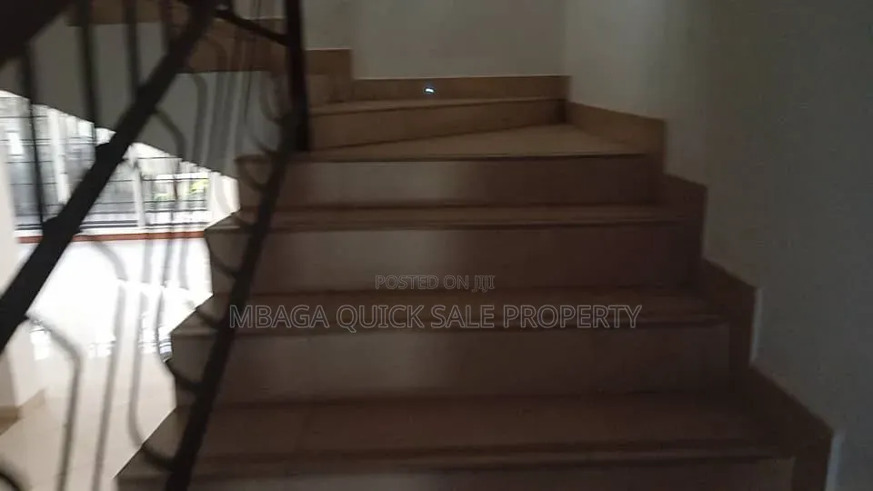 3bdrm Apartment in Oyster Bay for rent