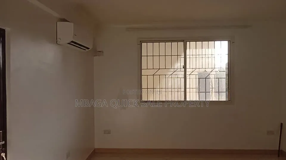 3bdrm Apartment in Oyster Bay for rent