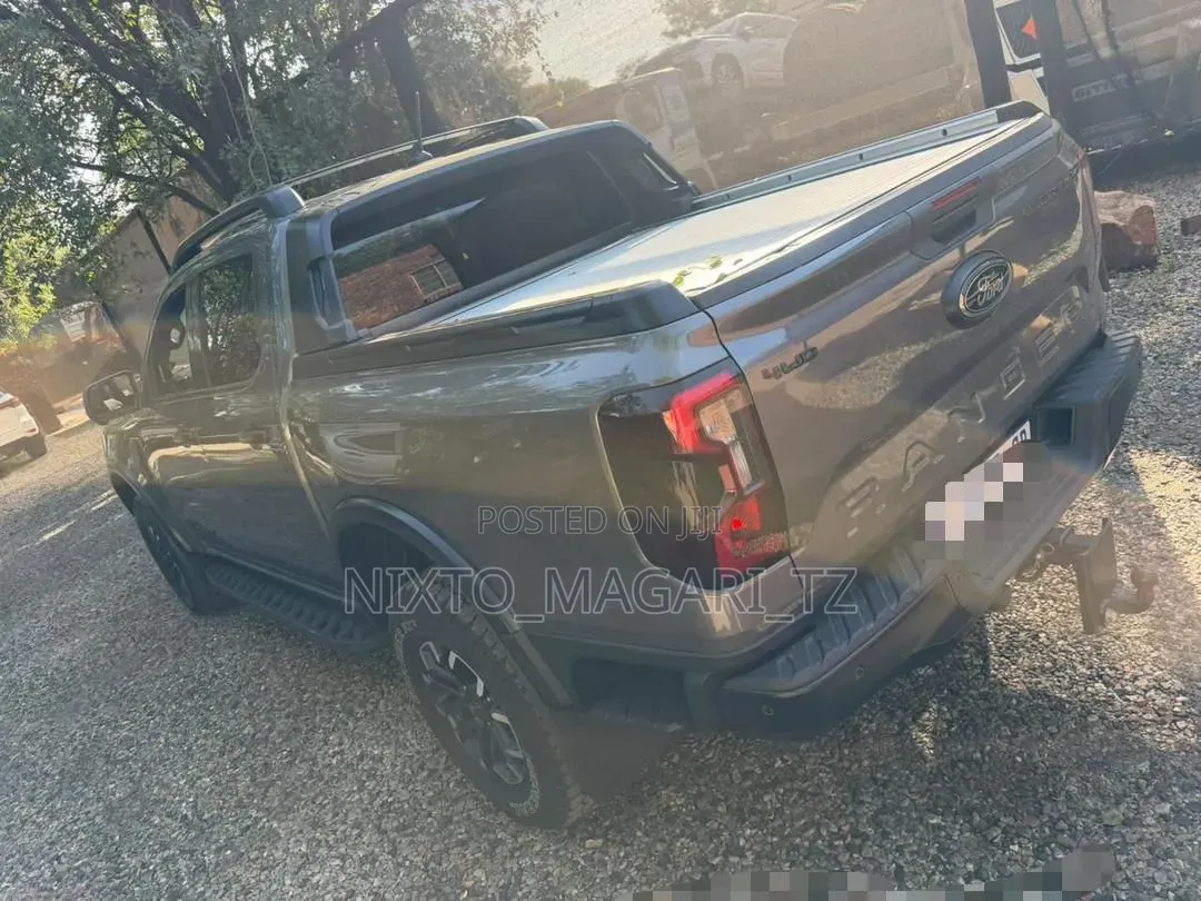 Ford Ranger Wildtrak 2024 Gray